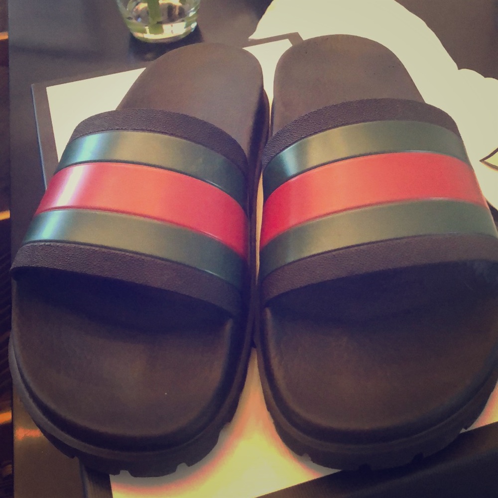 Men’s Size 10 Gucci Web Slide Sandal